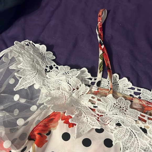 NWOT Cold Shoulder Sheer Sleeved Polka Dot Floral Top - Picture 5 of 11